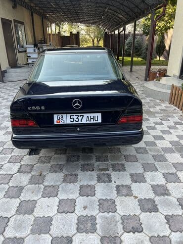 багажник на гольф 2: Mercedes-Benz W124: 1991 г., Автомат, Седан — 3