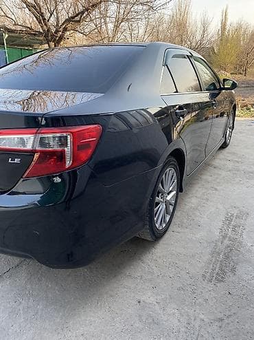 r20 bmw: Toyota Camry: 2013 г., 2.5 л, Автомат, Бензин, Седан — 7