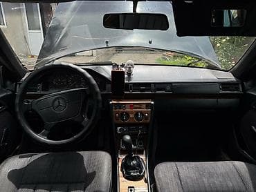 mers bar: Mercedes-Benz W124: 1992 г., 2.2 л, Универсал — 6