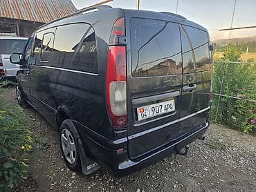 Mercedes-Benz Vito: 2004 г., 2.2 л, Механика, Дизель, Минивэн — 1