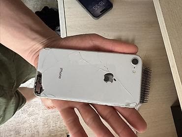 экран на айфон 8: IPhone X, Серебристый, Чехол — 6