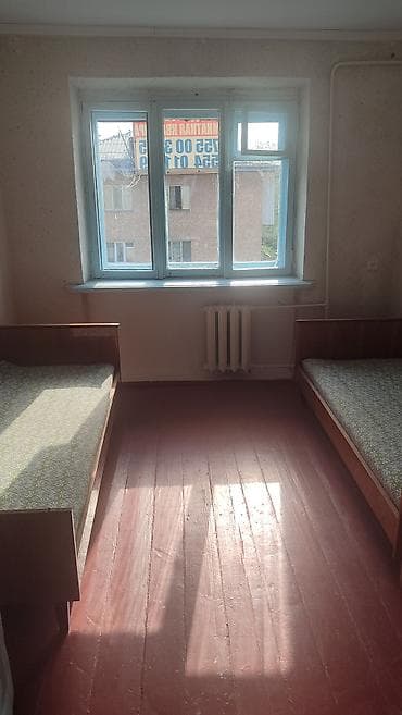 кваритры: Сдам 3‑комнатную квартру. Планировка и оснащение: - Кухня с окном — 2