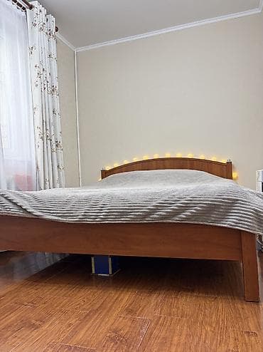 used bed: Двуспальная кровать, Б/у, С матрасом, длина - 200 см — 2