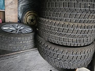 215 65 16 зимние: Зимнее колесо в сборе: шина 215/65 R16 на легкосплавном диске. зимний — 4