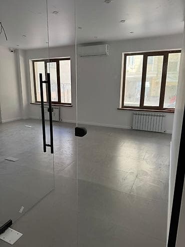 vefa: Vefa Сдается офис Площадь: 135м2 Этаж: 1 3 кабинета изолированных 2 — 9