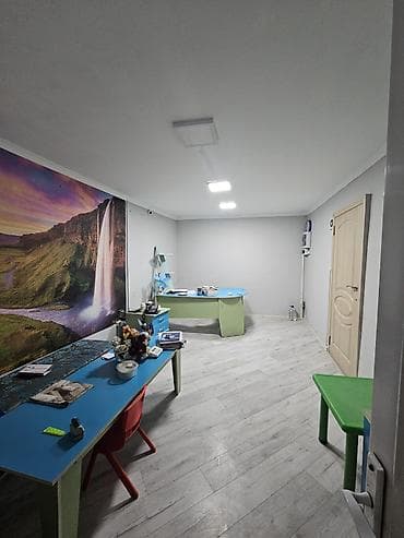 в офис: Аренда офисов, 40 м², В частном доме, С видом на горы, 1 линия, С отдельным входом — 5