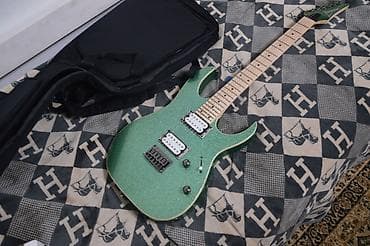 Музыкальные инструменты: Электрогитара Ibanez RG421Msp (Lime Green Metallic) - Серия RG — 1