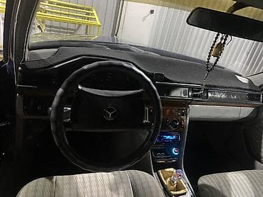 Mercedes-Benz W124: 1991 г., Седан at lalafo.kg Mercedes-Benz W124: 1991 г., Седан