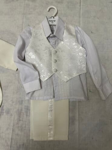 детский электрокар бу: Классический костюм 
На 1.5 года
Одет один раз на фотосессию — 3