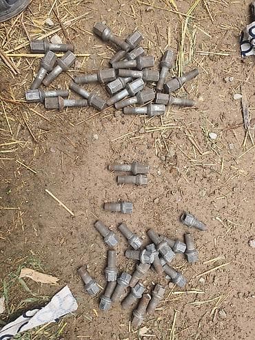 Инструменты: Колёсные болты (резьбовые шпильки/болты крепления дисков) - Тип — 1