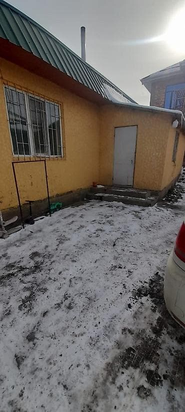 ежемесячная аренда дома: 48 м², 3 комнаты, Забор, огорожен — 1