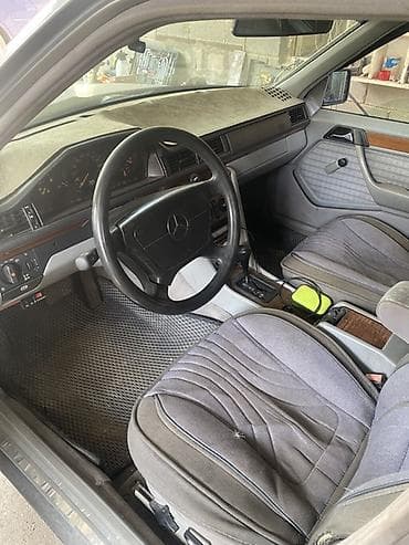 Mercedes-Benz W124: 1992 г., 3 л, Автомат, Бензин, Седан at lalafo.kg Mercedes-Benz W124: 1992 г., 3 л, Автомат, Бензин, Седан