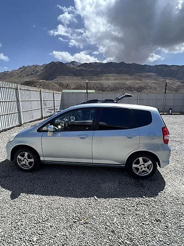 spada honda: Honda Jazz: 2005 г., 1.4 л, Механика, Хэтчбэк — 2