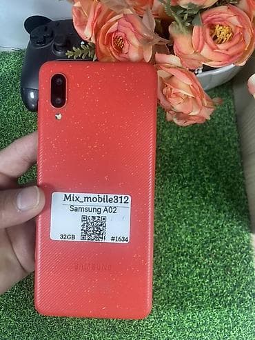 s10 note: Samsung Galaxy A02, 32 ГБ, цвет - Красный — 2