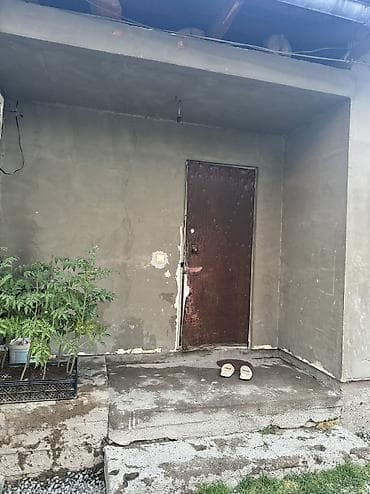 без ремонта: Собственник!!! Продаю дом в ж/м Ак-Ордо2 по улице Сары-Жаз, Вверх от — 9