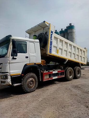 бак на хова: Грузовик, Howo — 2