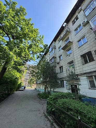 2 комнаты, 44 м², Индивидуалка, 2 этаж, Старый ремонт