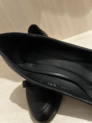 шипы на обувь: Лоферы, 35, Б/у, цвет - Черный — 4