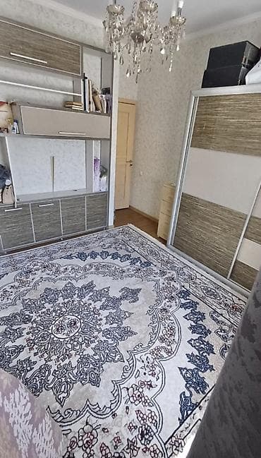 130000: 3 комнаты, 73 м², 106 серия, 4 этаж — 4