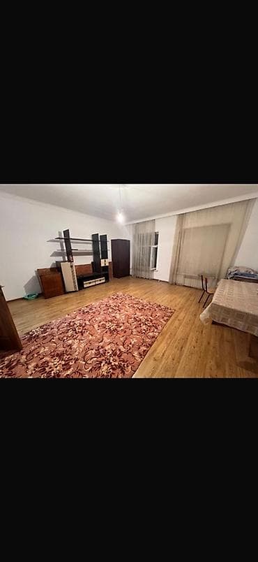 аренда жирав: 30 м², С мебелью — 2