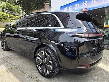 Lixiang L7: 2025 г., 1.5 л, Автомат, Гибрид, Внедорожник — 4