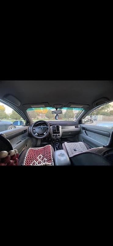 Унаа: Daewoo Lacetti: 2003 г., 1.6 л, Кол менен иштөөчү, Бензин, Седан — 6