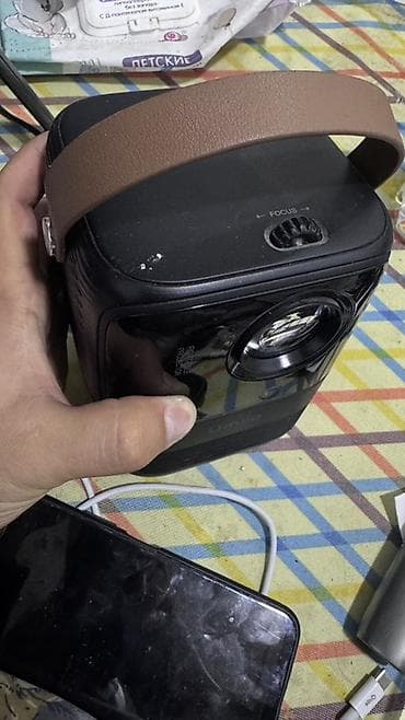 проекторы cinemood с usb: Портативный проектор Umiio - Компактный кубический корпус с удобной — 3