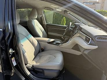 авто выхлоп: Toyota Camry: 2018 г., 2.5 л, Автомат, Бензин, Седан — 9