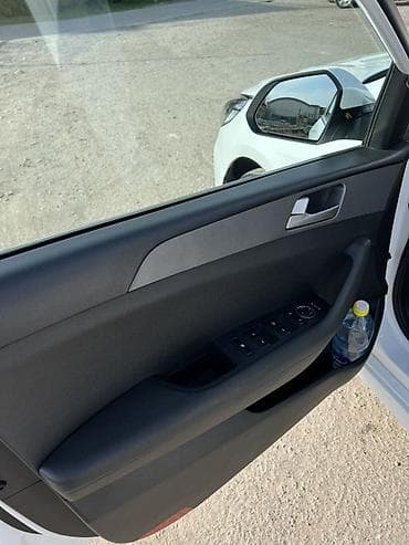 Hyundai Sonata: 2018 г., 2 л, Автомат, Бензин, Седан — 7