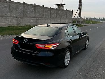 Унаа сатуу: Toyota Camry: 2020 г. — 5