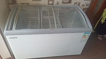 Морозильный ларь Aucma с раздвижными стеклянными крышками. - Тип