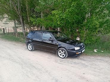aydi c4: Volkswagen Golf: 1994 г., 1.6 л, Механика, Бензин, Хэтчбэк — 4