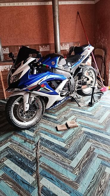 кабина мото: Спортбайк Suzuki, 600 куб. см, Бензин, Взрослый, Б/у — 7