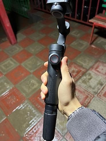 iphone pro: Стабилизатор для смартфона (гимбал) со встроенным штативом и — 3