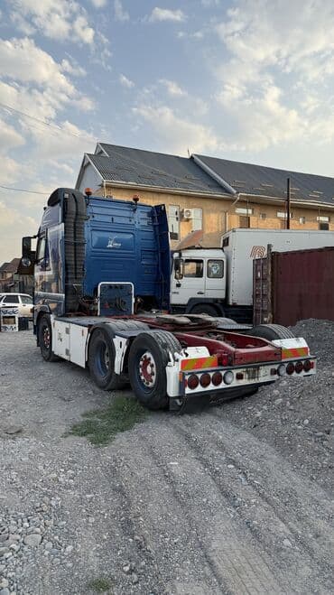 сиденья на портер 1: Тягач, Volvo, 2009 г., Трал — 4