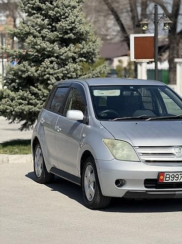 Унаа сатуу: Toyota Ist: 2003 г., Автомат, Бензин, Купе — 2