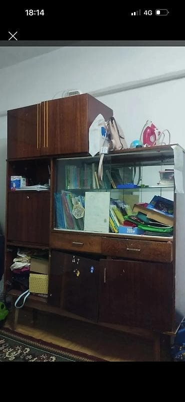 Продаю стенку советская 1000 сом