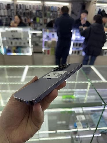 iphone 14 plus: IPhone 14 Pro, Б/у, 128 ГБ, Deep Purple, Зарядное устройство, Защитное стекло, Чехол — 2