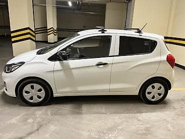 купить девятку: Chevrolet Spark: 2018 г., 1 л, Вариатор, Бензин, Хэтчбэк — 4