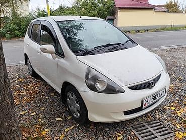 Honda Fit: 2002 г., 1.3 л, Вариатор, Бензин, Хэтчбэк