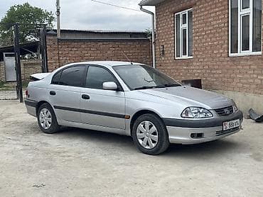 камри 2007: Toyota Avensis: 2001 г., 1.6 л, Механика, Бензин, Седан — 5