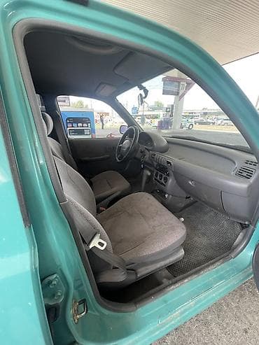 mini coper: Nissan Micra: 1995 г., 0.1 л, Автомат, Бензин, Хэтчбэк — 3
