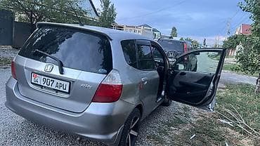 шевролет кобольт: Honda Fit: 2005 г., 1.5 л, Вариатор, Бензин, Хэтчбэк — 2