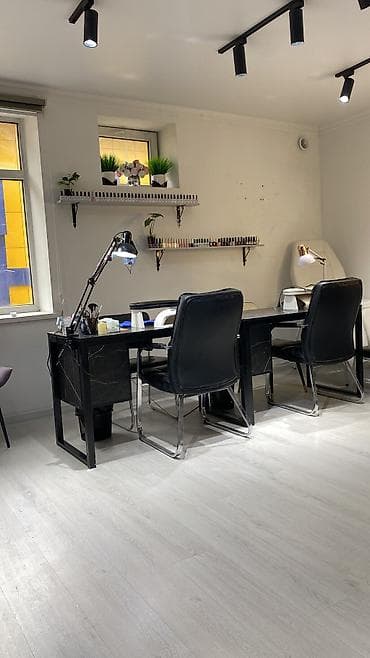 Сдается место для маникюра — 1