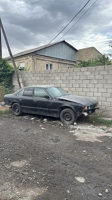 bmw e34 сидения: Пара передних сидений и заднее сиденье для BMW 5‑й серии E34 (седан) — 3