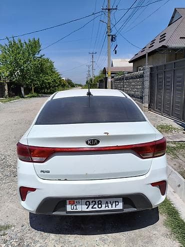 сколько стоит kia: Kia Rio: 2018 г., 1.6 л, Автомат, Бензин, Седан — 4