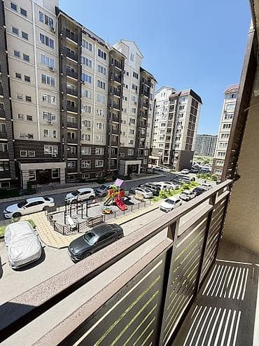 молодежная квартал: 1 комната, 45 м², Элитка, 3 этаж, Евроремонт — 10