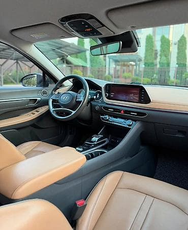 гибрид цена: Hyundai Sonata: 2020 г., 2 л, Автомат, Бензин, Седан — 3