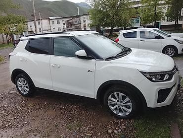 авто кж: Ssangyong Tivoli: 2019 г., 1.5 л, Автомат, Бензин, Кроссовер — 2