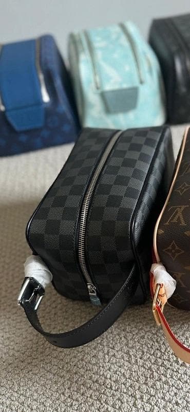 Косметички: Мужская косметичка/несессер с двумя отделениями. - Материал: плотная — 1